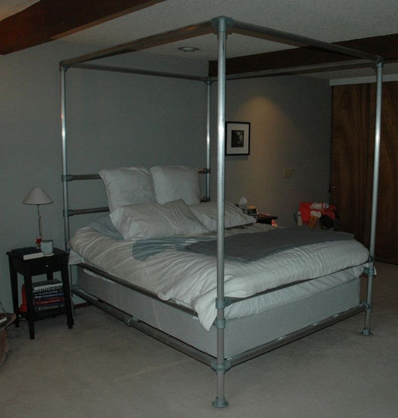 Aluminum Pipe Bed