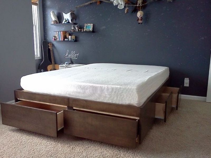 Platform Bed With Drawers