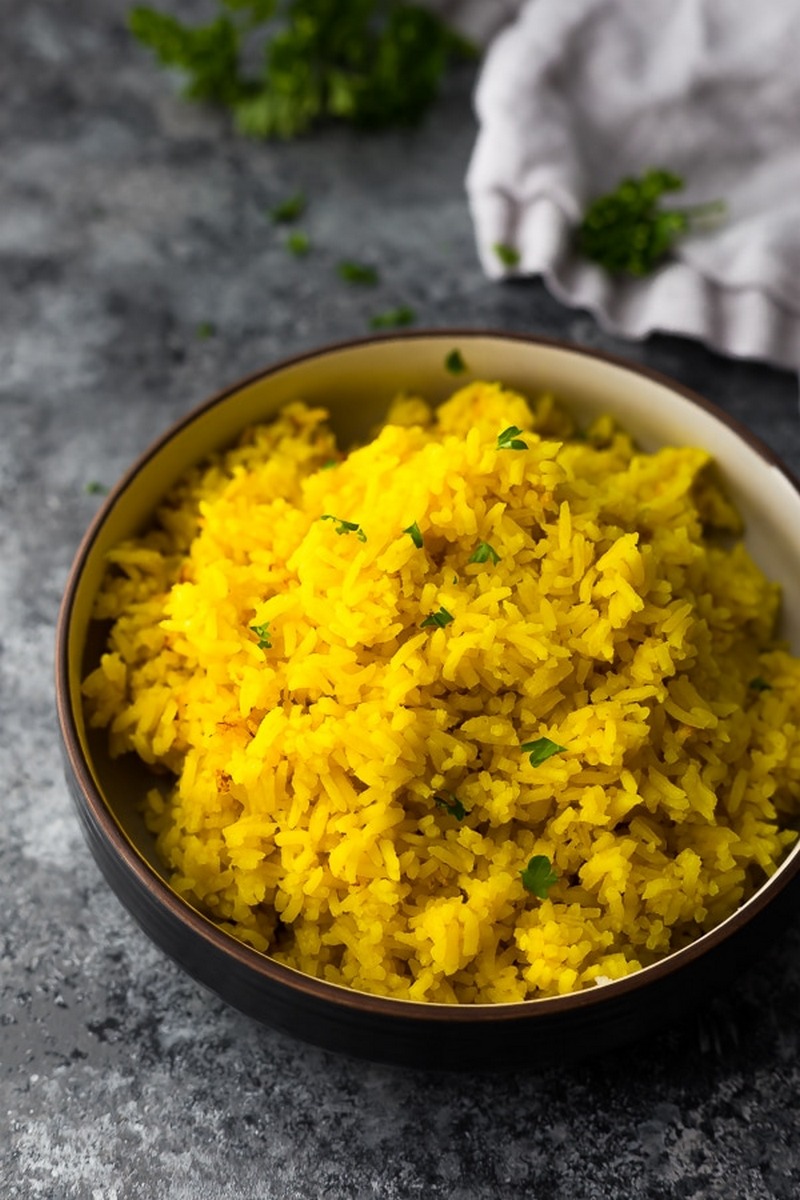 Easy Recipe: Yummy Simple Yellow Rice - Prudent Penny Pincher