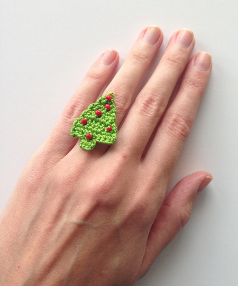 1 Free pattern Christmas Tree Ring