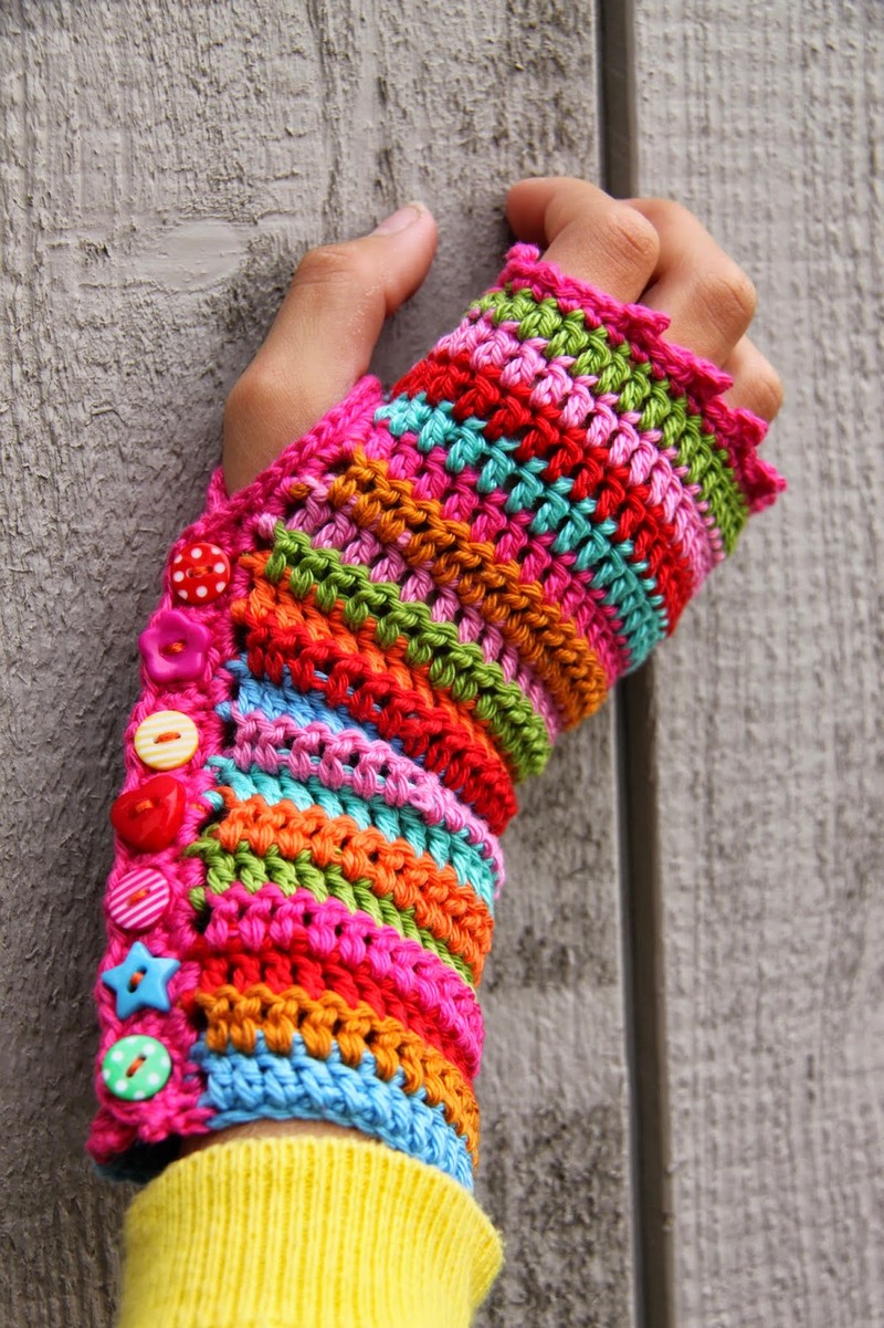 17 Crochet Multicolor Handwarmers