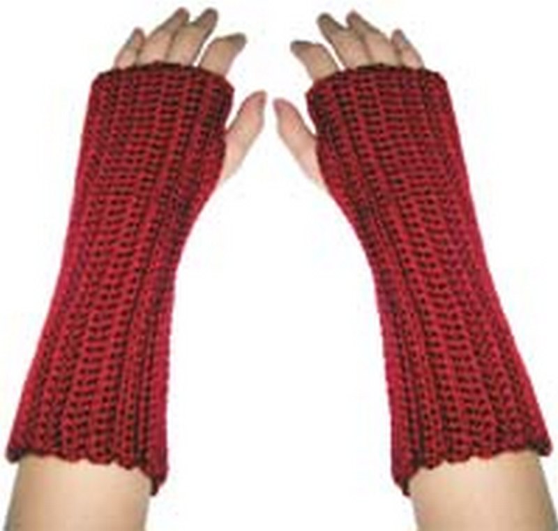 2 Beginner’s Wrist Warmers