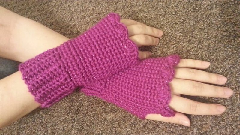 30 Crochet Fingerless Gloves Wristers