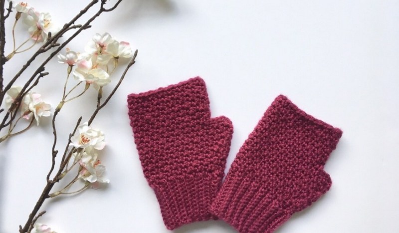 33 Lily Lemon Peel Mittens Pattern