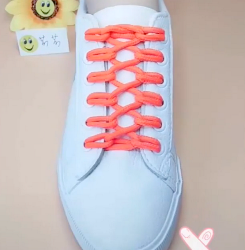 ladder lacing running shoes