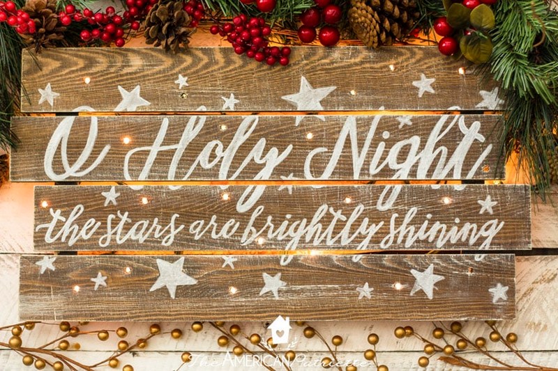 46 DIY Rustic Light-Up Christmas Sign