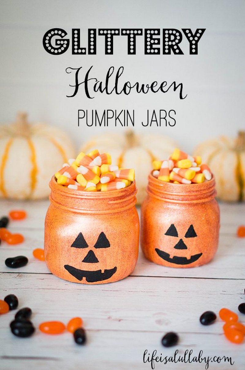 5 Glittery Pumpkin Mason Jars